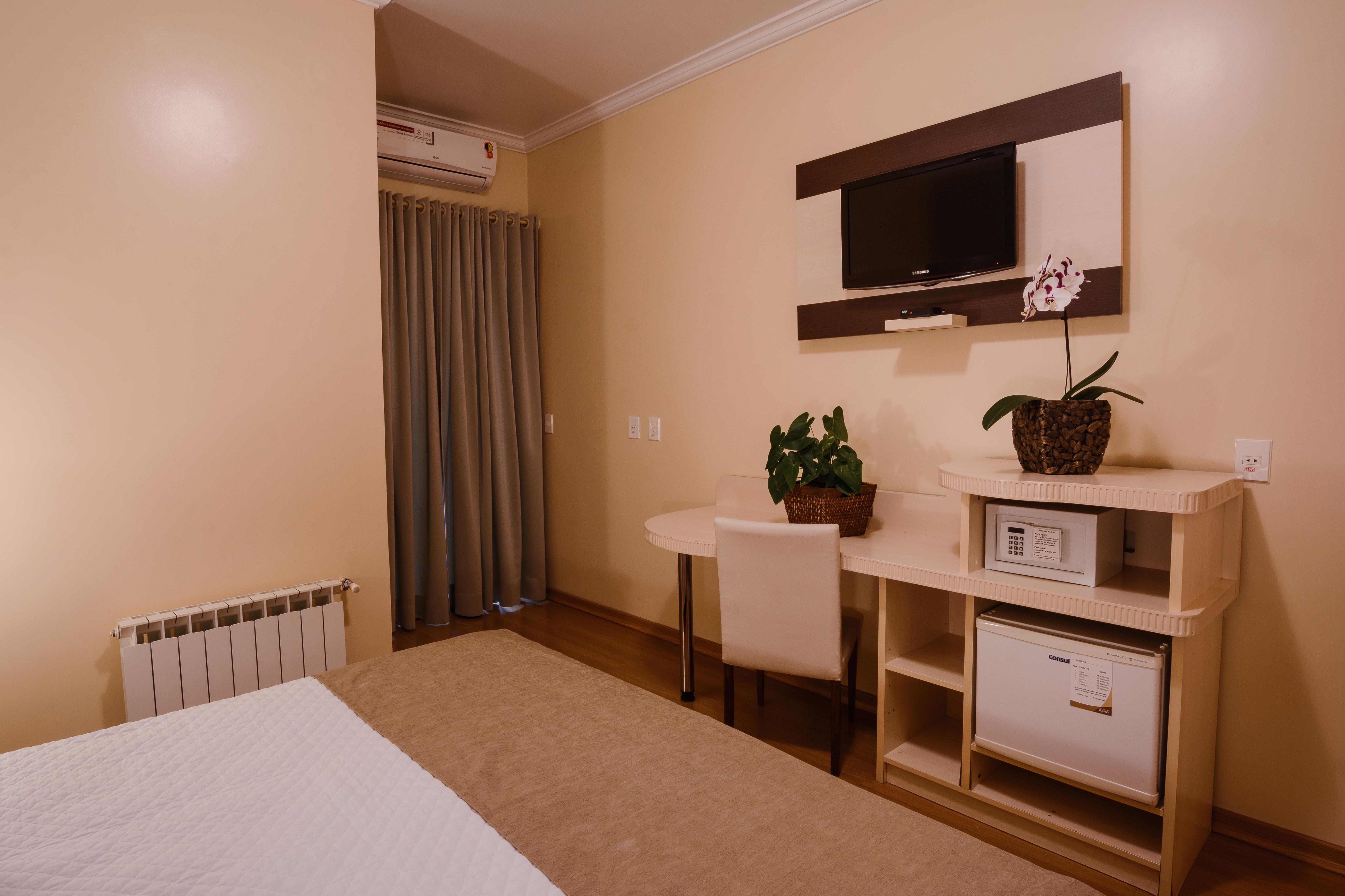 Hotel Pousada Kaster Gramado Buitenkant foto